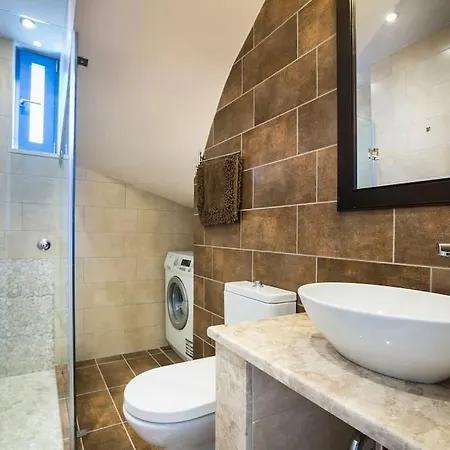 ヴィラ Forget Me Not No 2 *