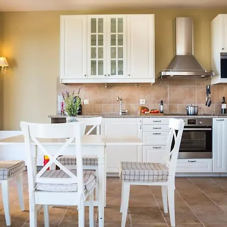 ヴィラ Forget Me Not No 2 *