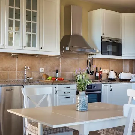 ヴィラ Forget Me Not No 2 スヴォロナータ